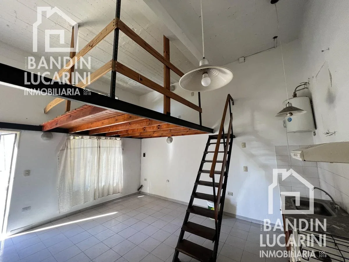 Departamento en Monoambiente con entrepiso en Alquiler en Berazategui. - Imagen 4