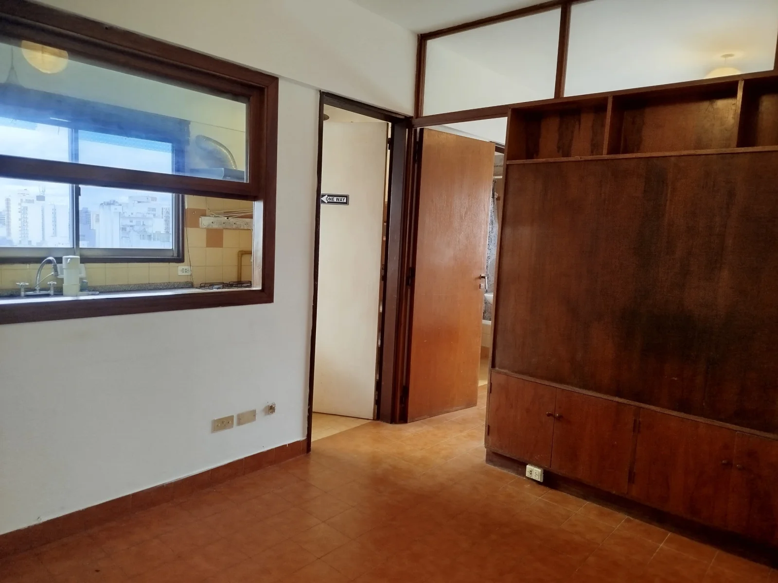 Departamento en alquiler en Quilmes Centro. Mono ambiente divido. - Imagen 4