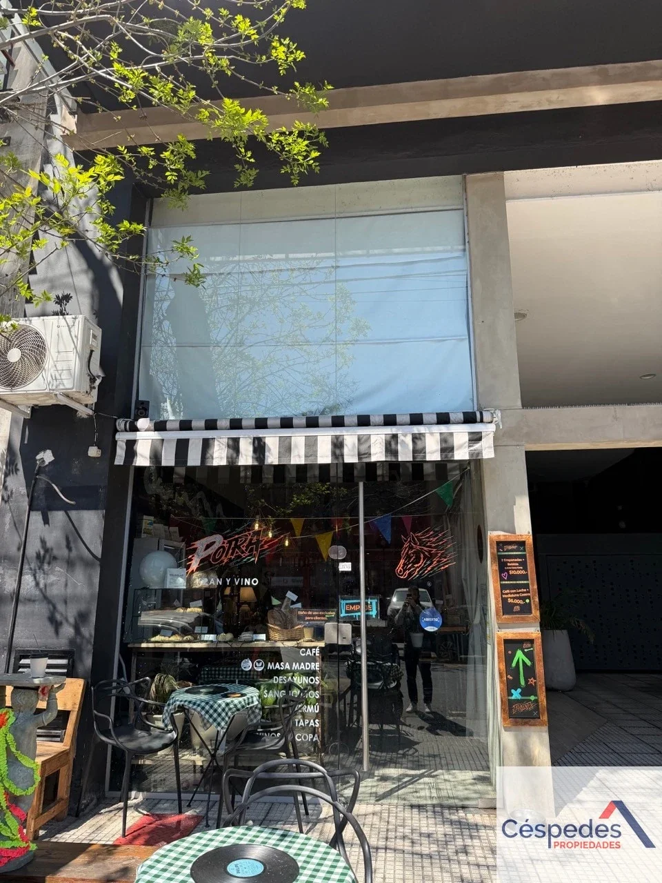 Local Comercial Doble Altura Dorrego y Gorriti - Imagen 2