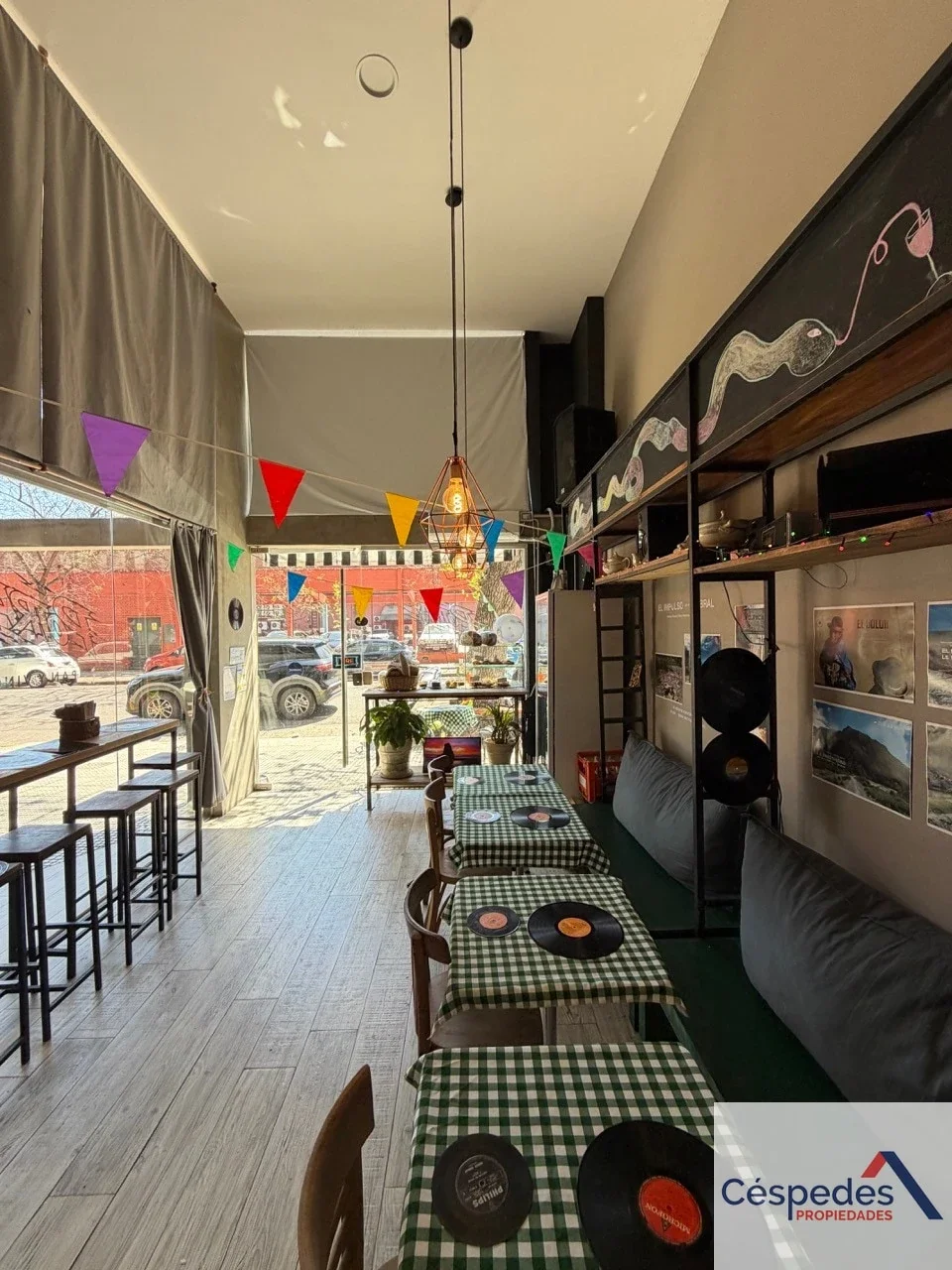 Local Comercial Doble Altura Dorrego y Gorriti - Imagen 4
