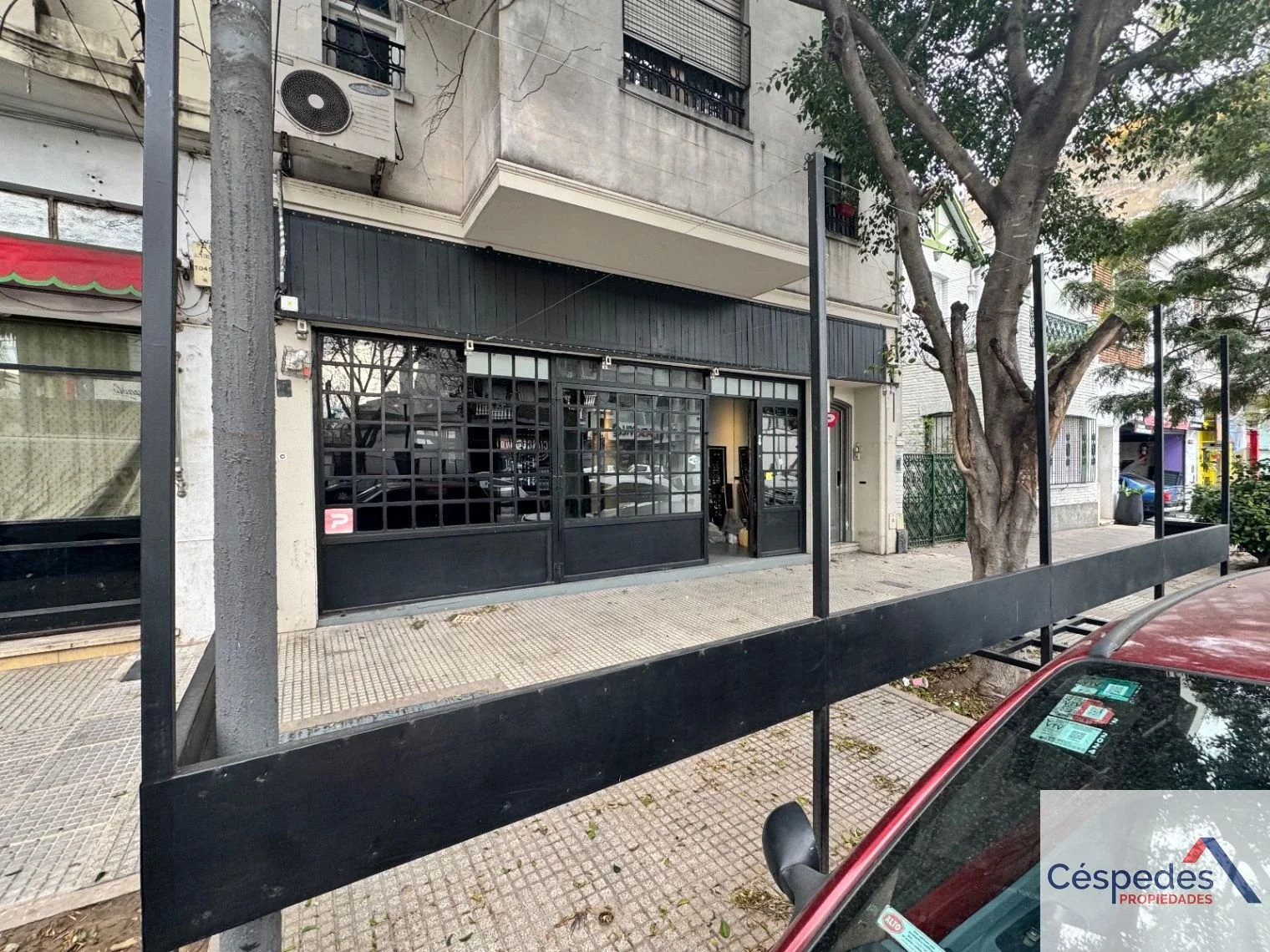 Local comercial en alquiler ubicado en Villa Pueyrredón - Imagen 3