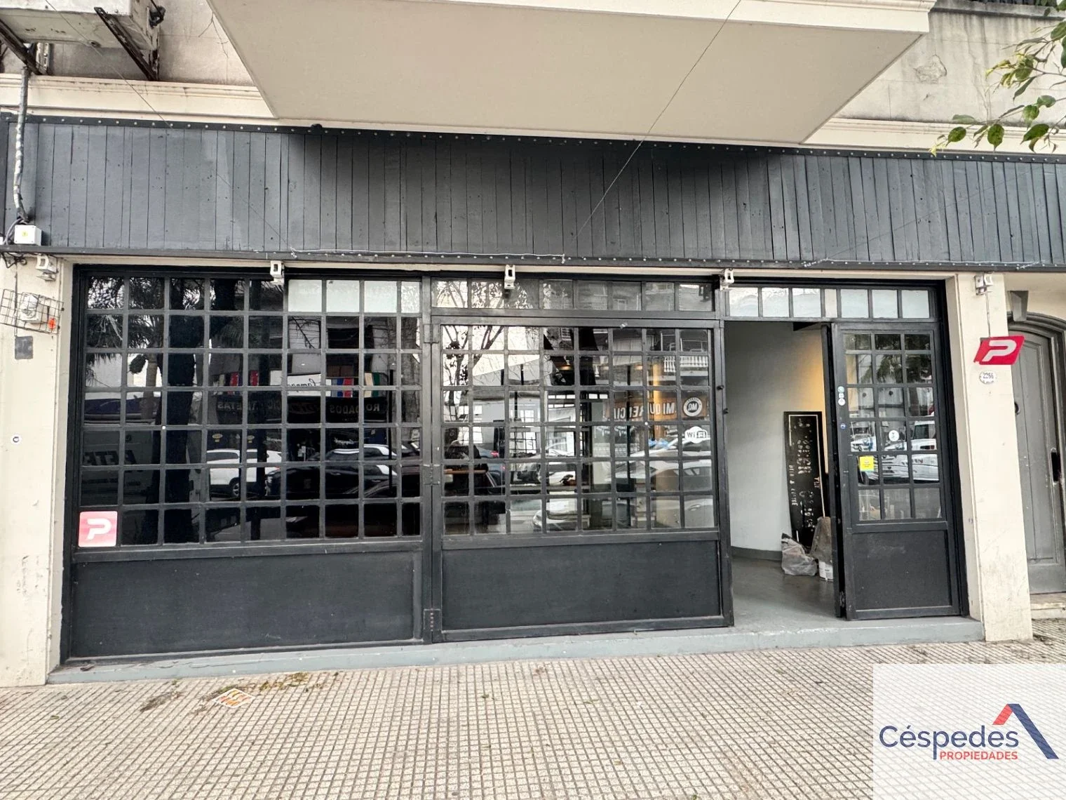 Local comercial en alquiler ubicado en Villa Pueyrredón - Imagen 4