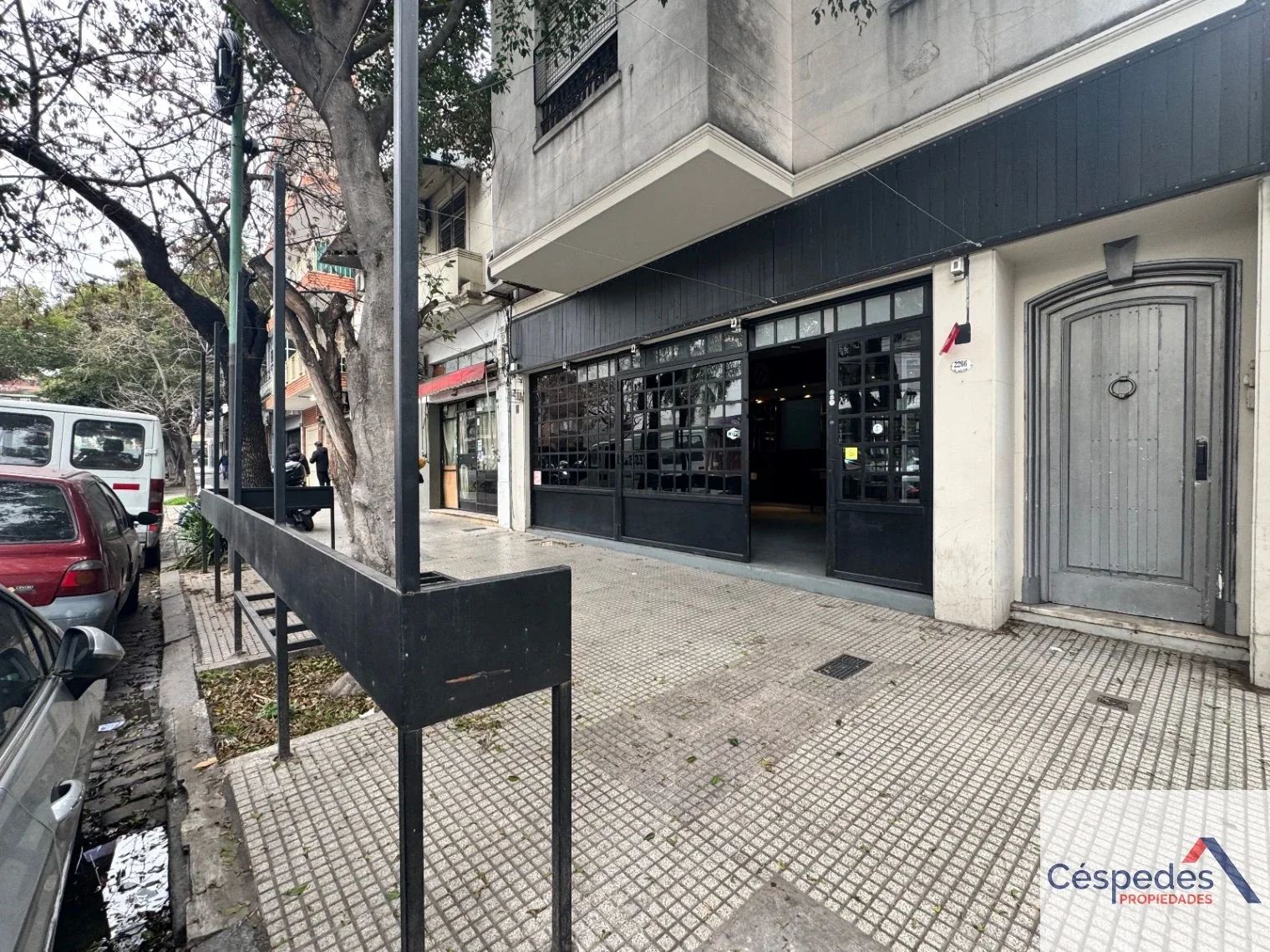 Local comercial en alquiler ubicado en Villa Pueyrredón - Imagen 2