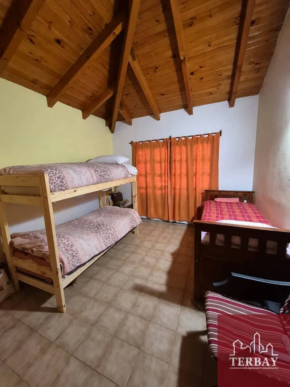 Casa en venta c/ cochera en General Roca - Imagen 5