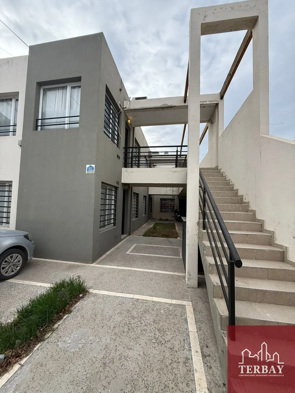 Departamento en alquiler en General Roca - Imagen 1