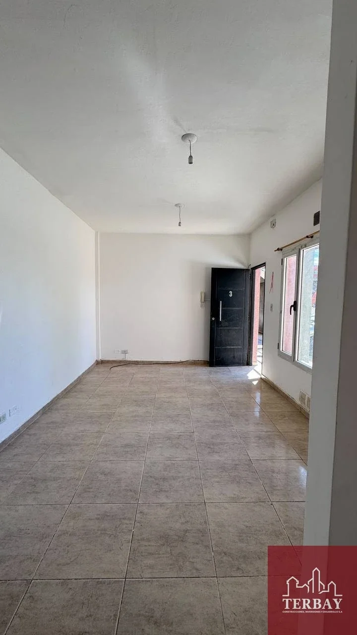Departamento en alquiler en General Roca - Imagen 1