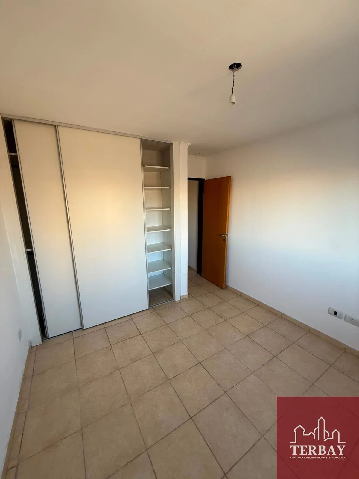 Departamento en alquiler en General Roca - Imagen 3