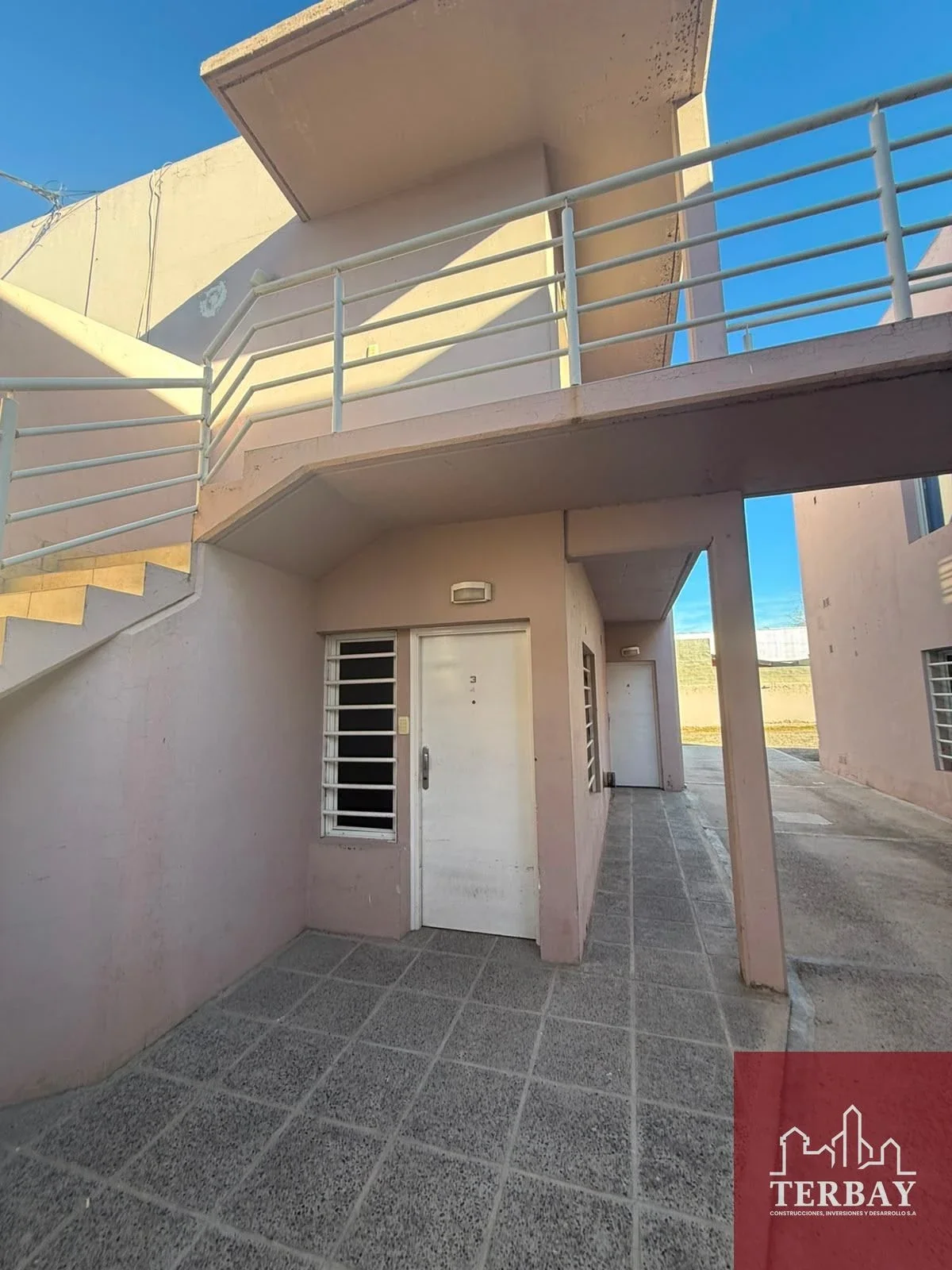 Departamento en alquiler en General Roca - Imagen 1