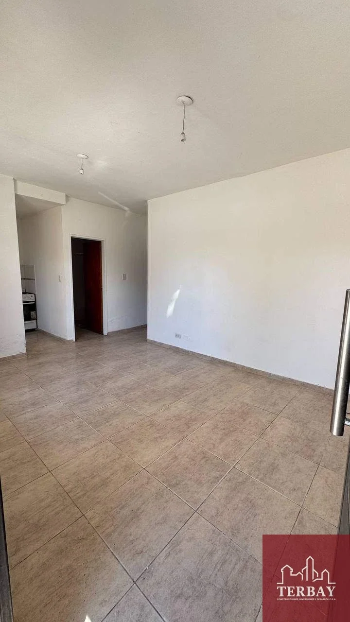 Departamento en alquiler en General Roca - Imagen 2