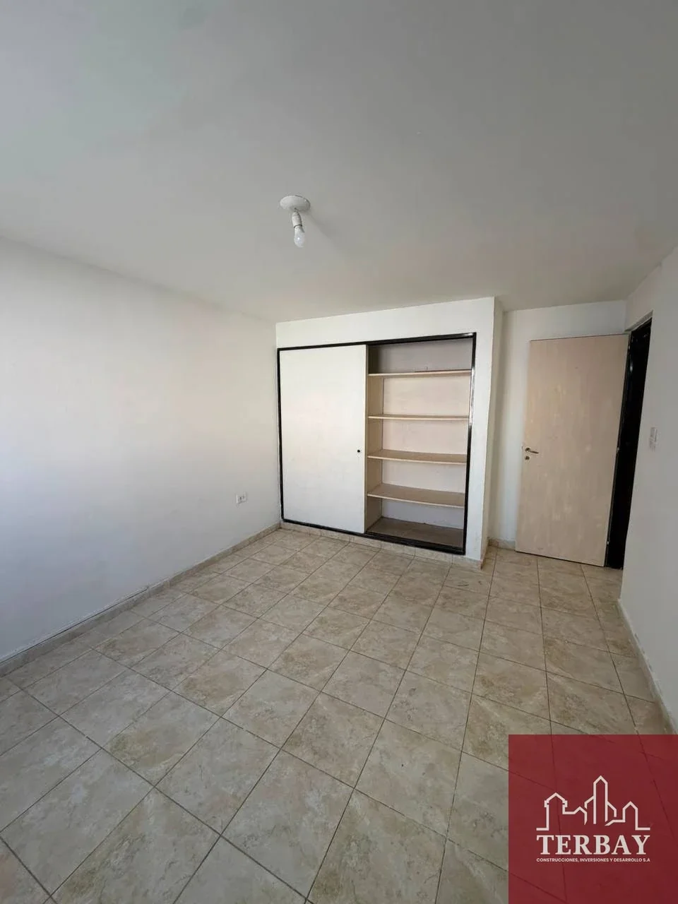 Departamento en alquiler en General Roca - Imagen 2
