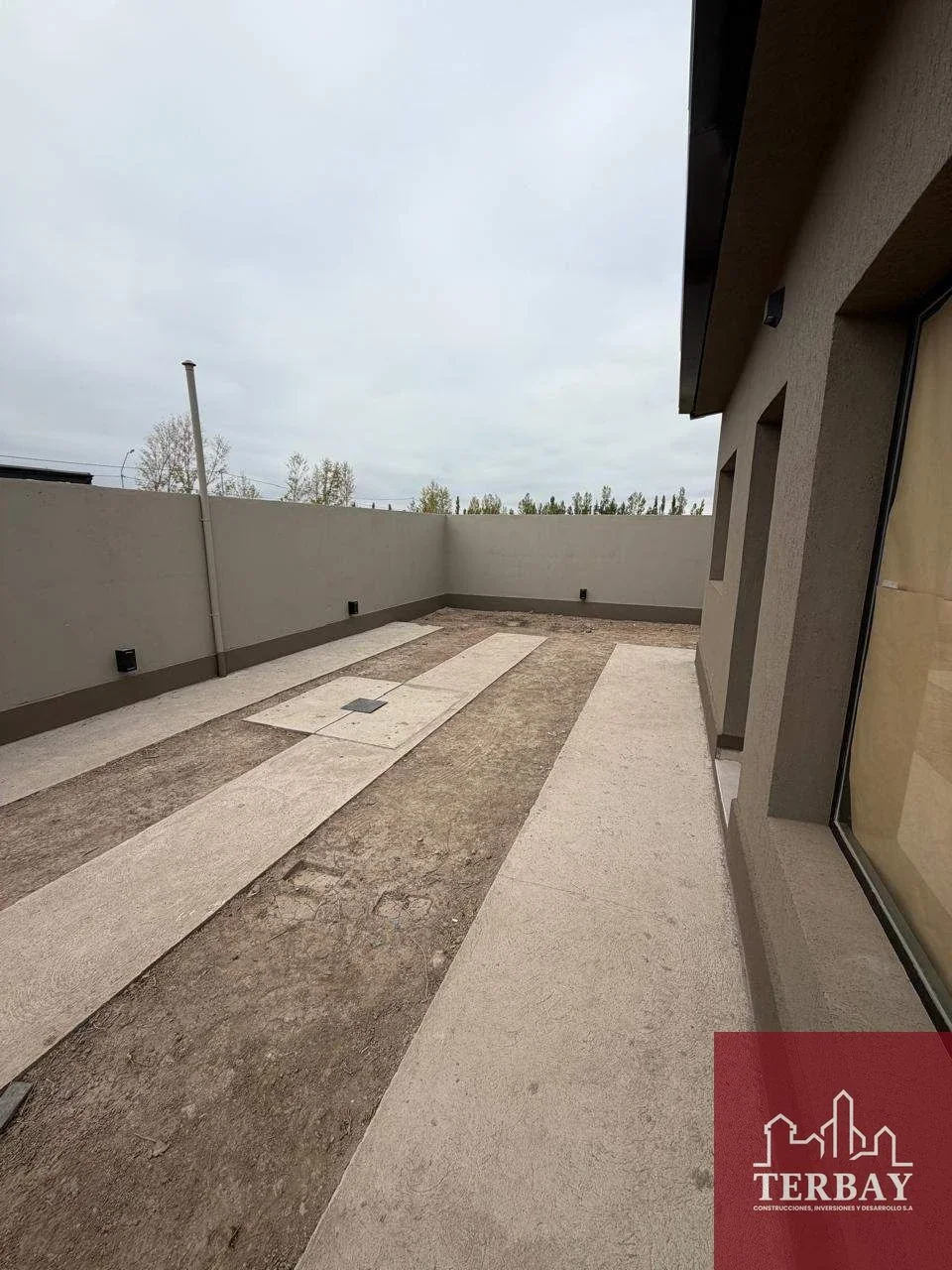 Casa en Alquiler c/ cochera en General Roca - Imagen 4