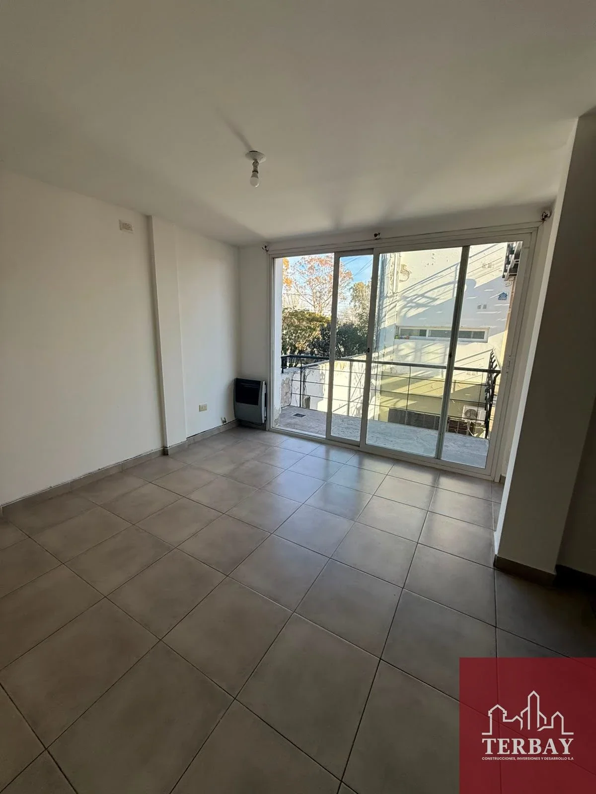 Departamento en alquiler en General Roca - Imagen 2