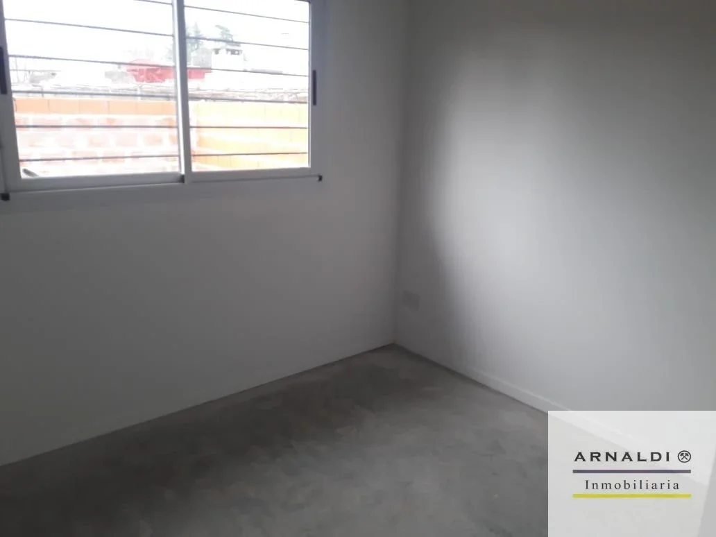 Casa en alquiler c/ cochera en Baradero - Imagen 4