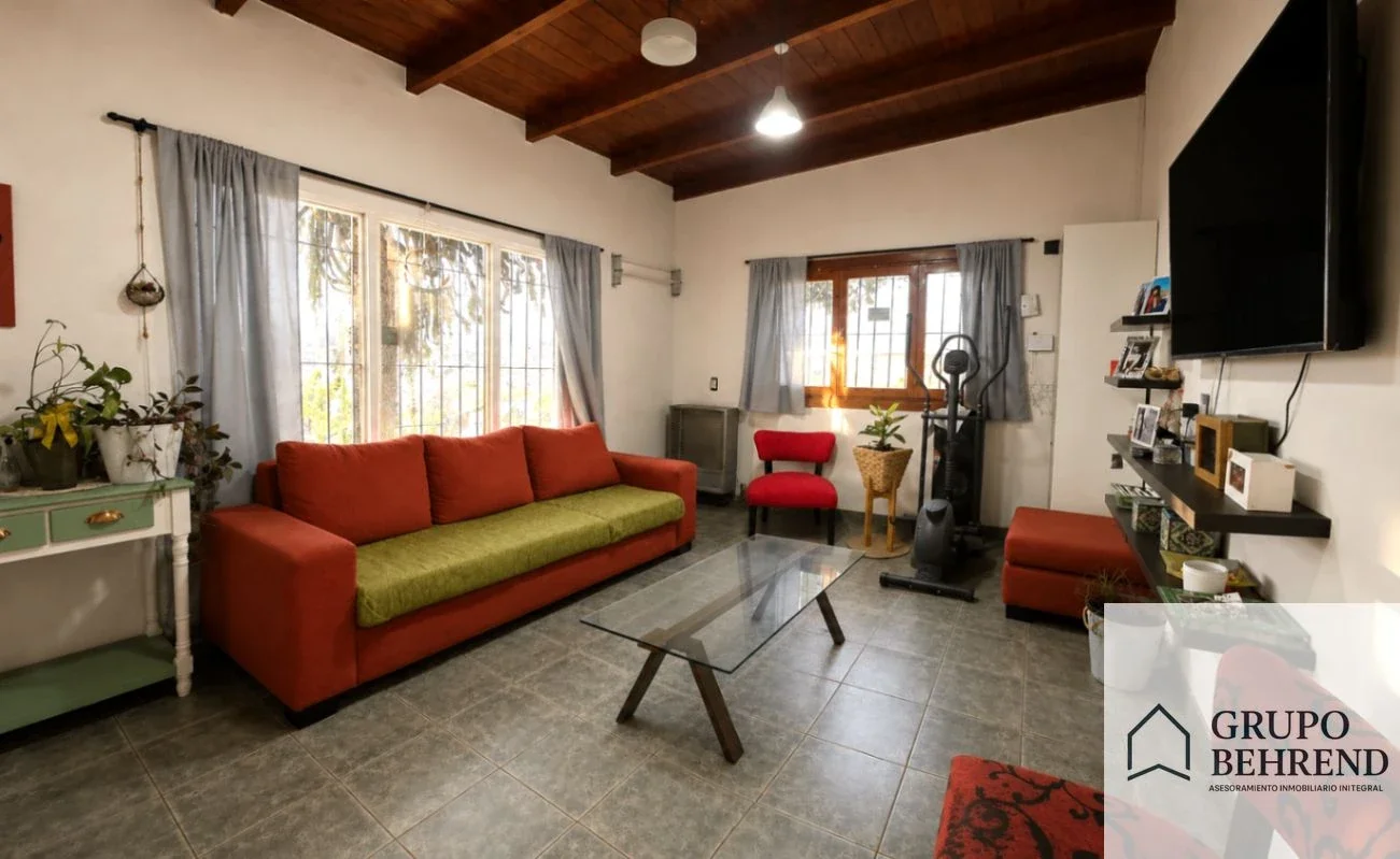 CASA EN VENTA - 3 DORM - BELGRANO SUDESTE - APTO CRÉDITO - Imagen 2