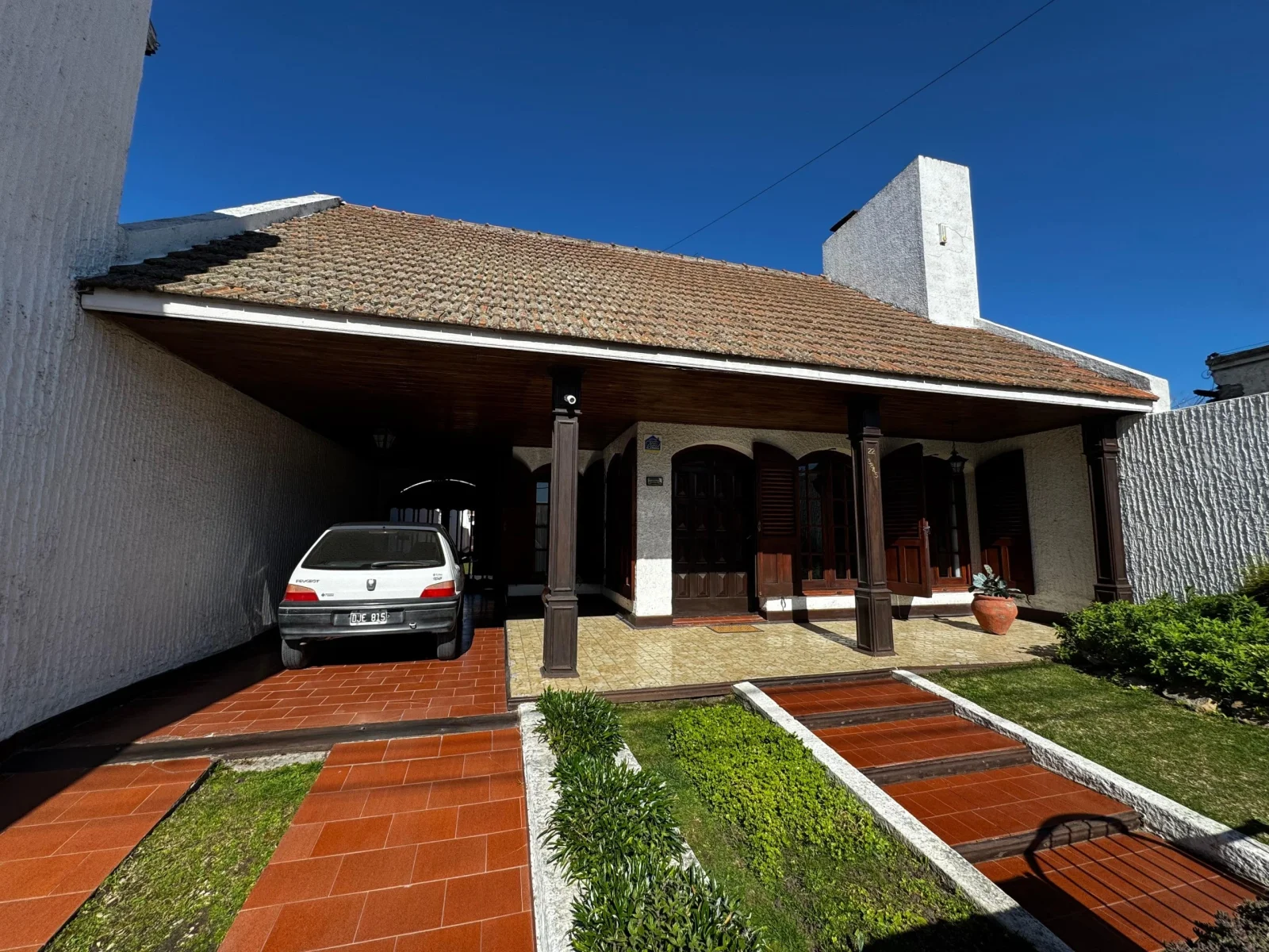 Casa en venta c/ cochera en Necochea - Imagen 2