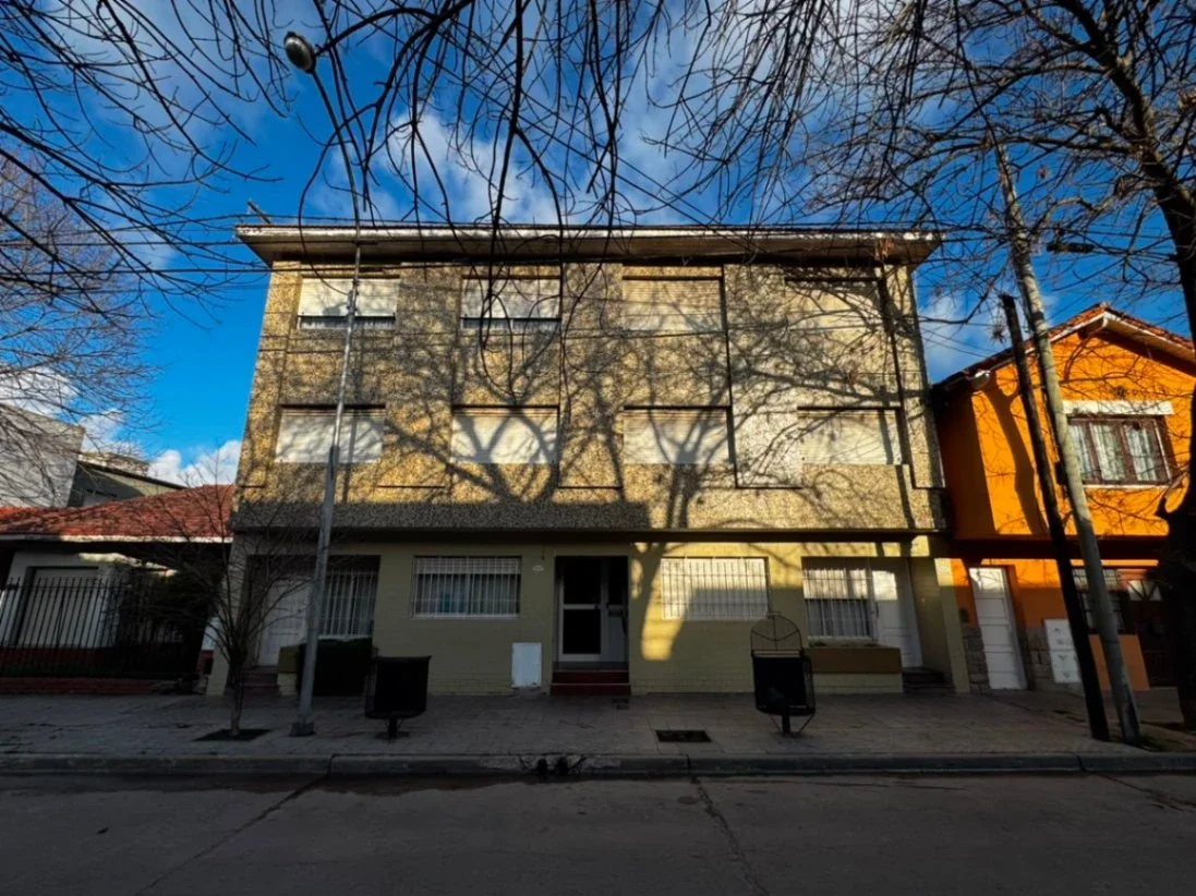 Departamento 3 amb. en venta. Zona playa. Necochea - Imagen 1