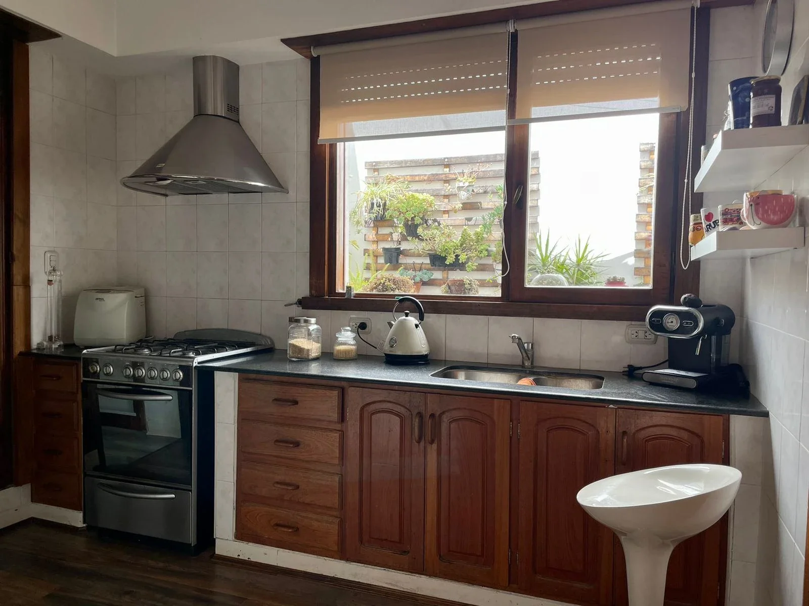 Casa en alquiler c/ cochera en Necochea - Imagen 5
