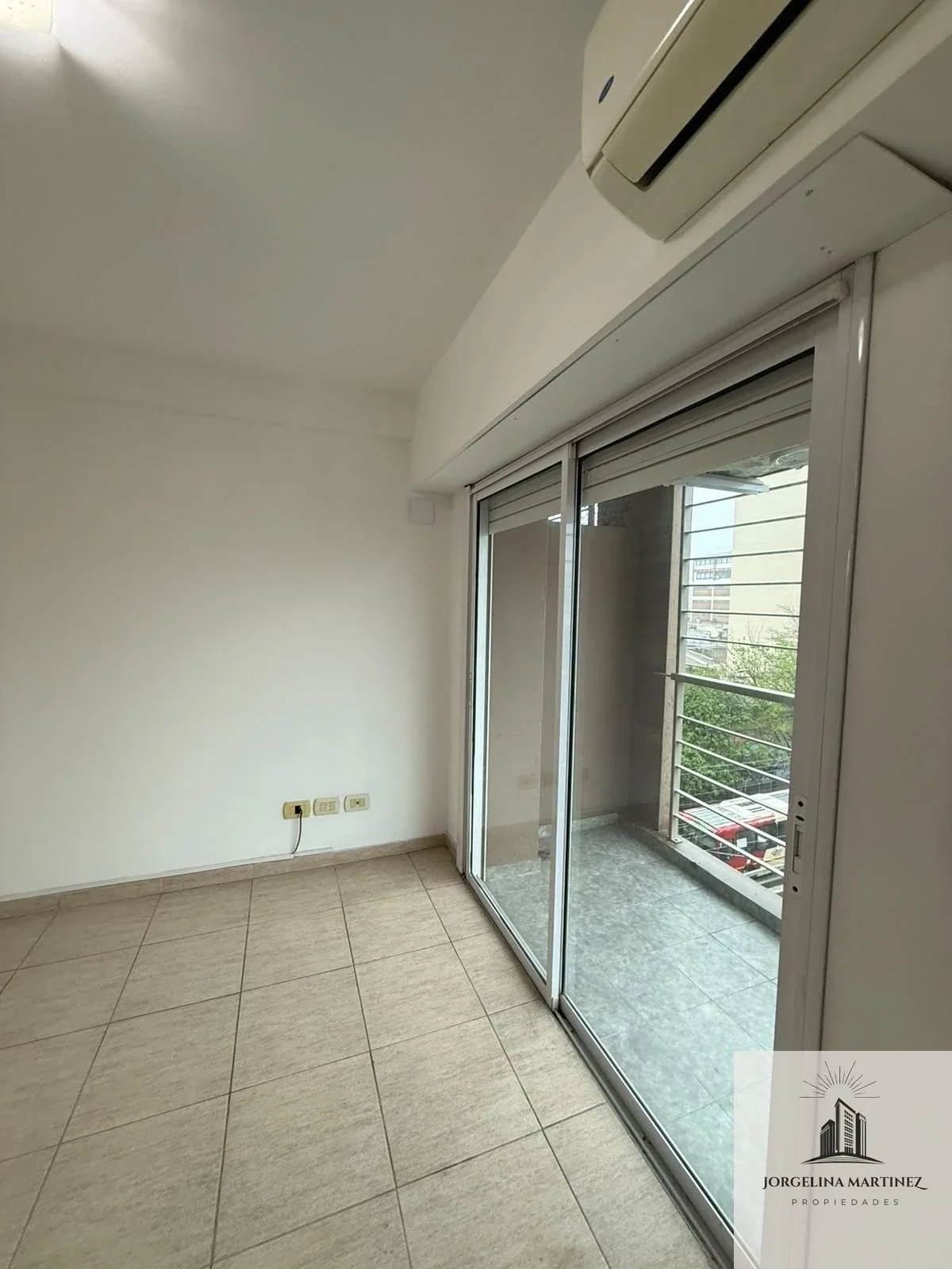 Departamento monoambiente alquiler en Morón - Imagen 5