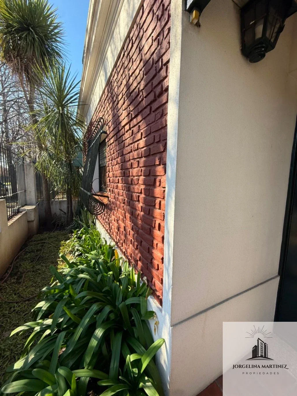 Casa 3 amb en venta en Morón | Jardín , terraza  y opción adquirir lote lindero - Imagen 3