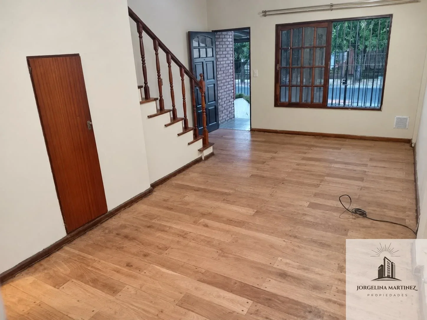 Dúplex en alquiler c/ cochera en Villa Luzuriaga - Imagen 4