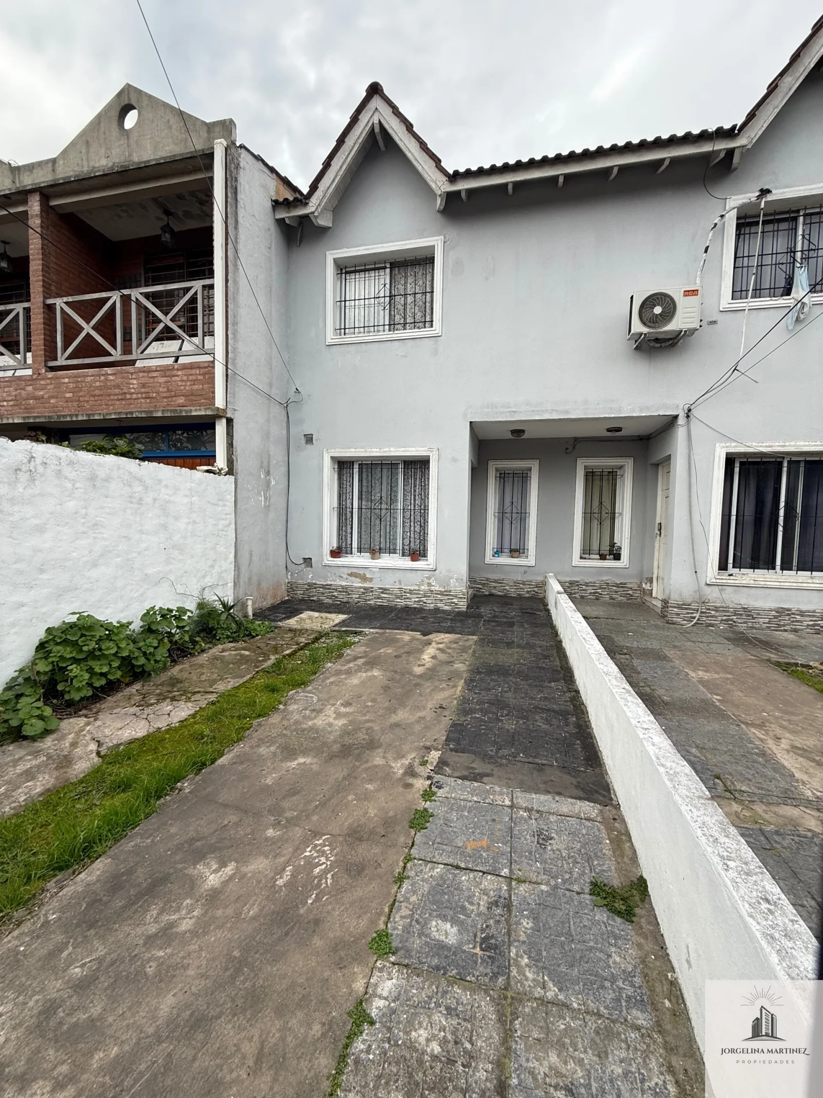 Dúplex en alquiler c/ cochera en Ituzaingó Sur - Imagen 1