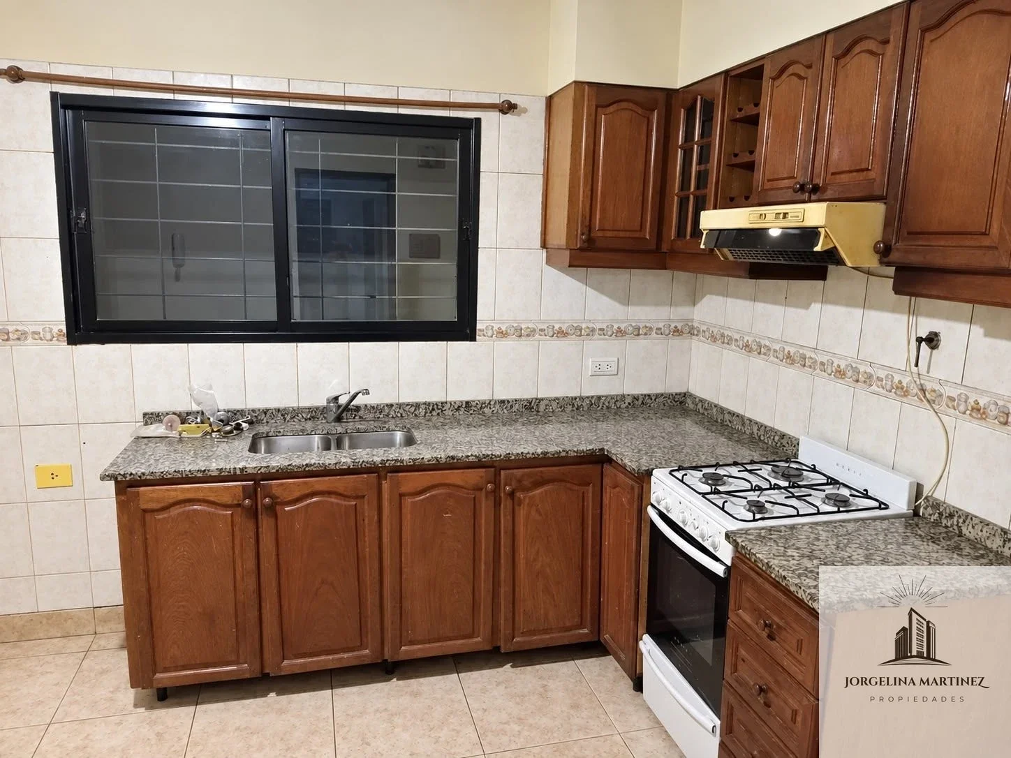 Dúplex en alquiler c/ cochera en Villa Luzuriaga - Imagen 5