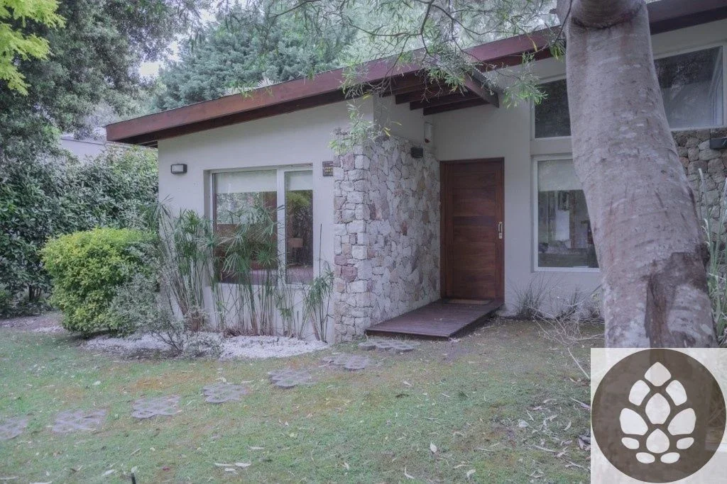 Casa en alquiler temporario - Peumayen - Cerca del Centro - Mar de las Pampas - Imagen 3