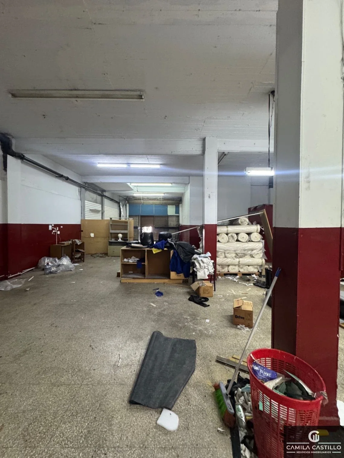 Galpón en alquiler de 150m2 ubicado en Lomas del Mirador - Imagen 2