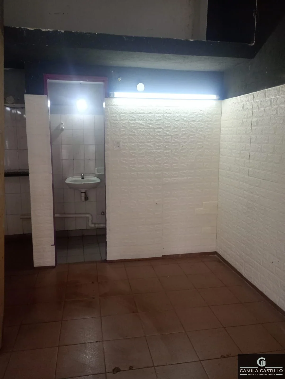Local comercial en alquiler ubicado en Parque Avellaneda - Imagen 3