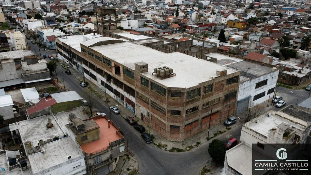 Galpón en alquiler de 5396.07m2 ubicado en Lomas del Mirador - Imagen 1