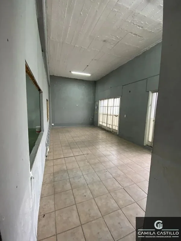 Galpón en alquiler 1°PISO de 250m2 ubicado en Lomas del Mirador - Imagen 4