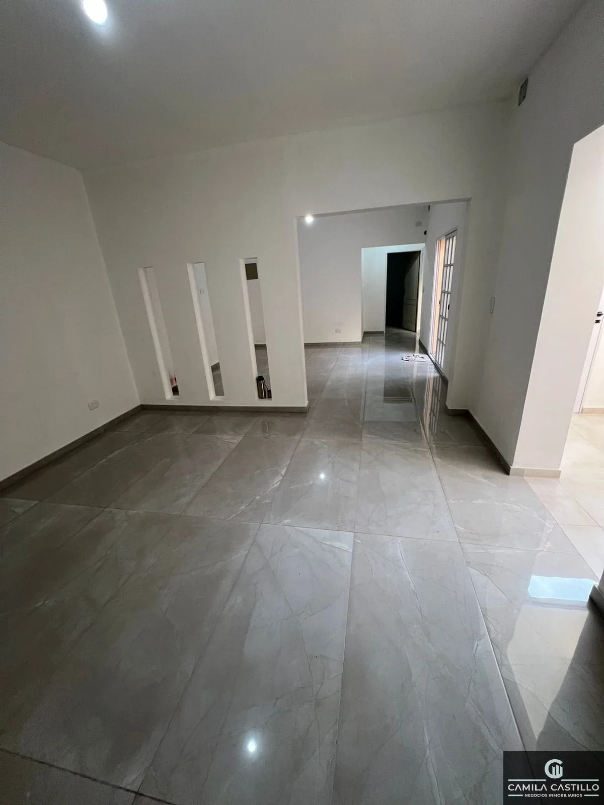 Casa  a estrenar, moderna, luminosa 3 ambientes, sum y terraza Parque Avellaneda - Imagen 2