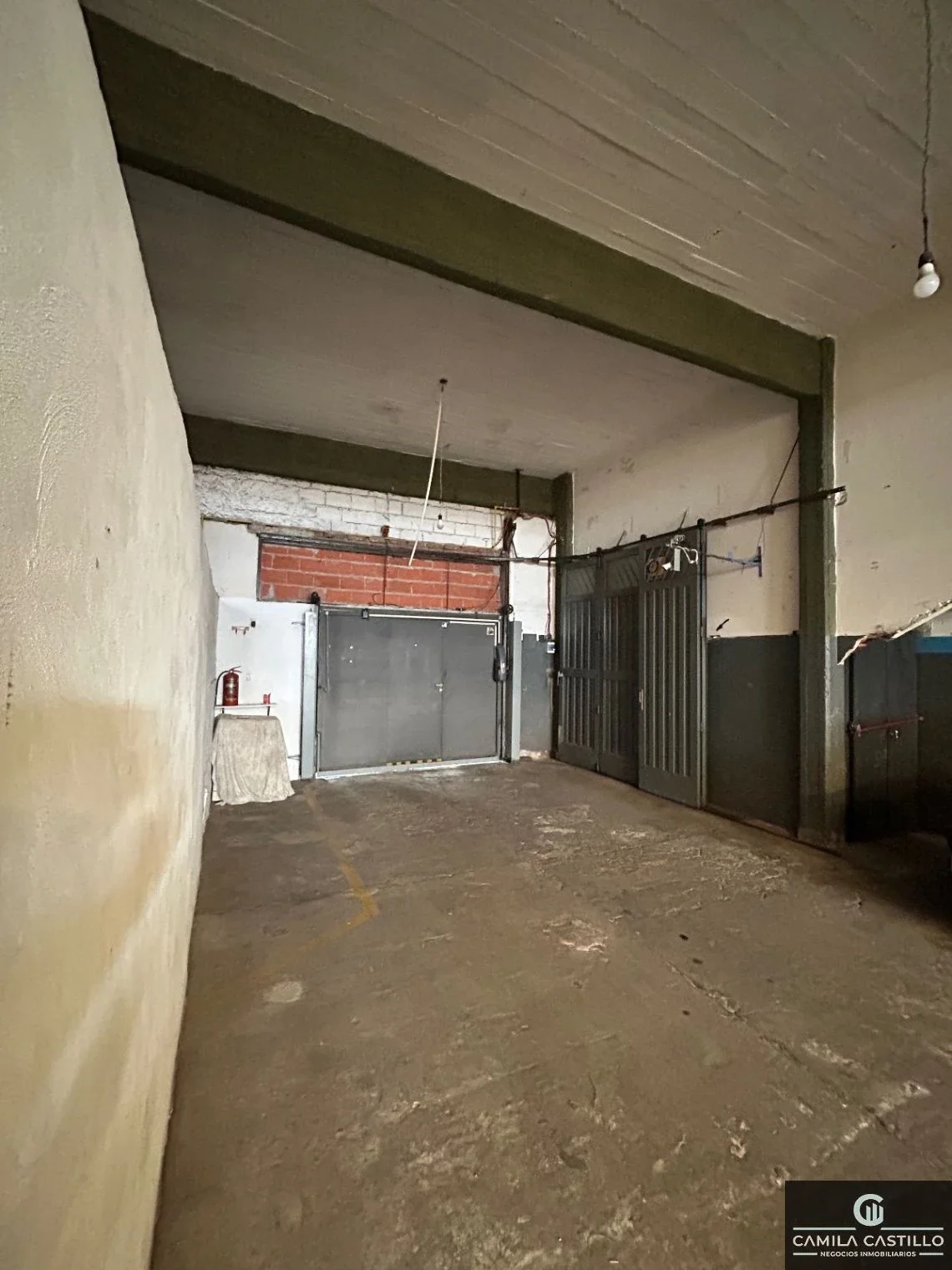 Depósito en alquiler de 300m2 ubicado en Lomas del Mirador - Imagen 4