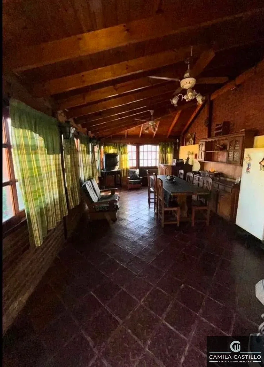 Venta casa 3 amb. con cochera, patio y terraza en Parque Avellaneda - Imagen 2