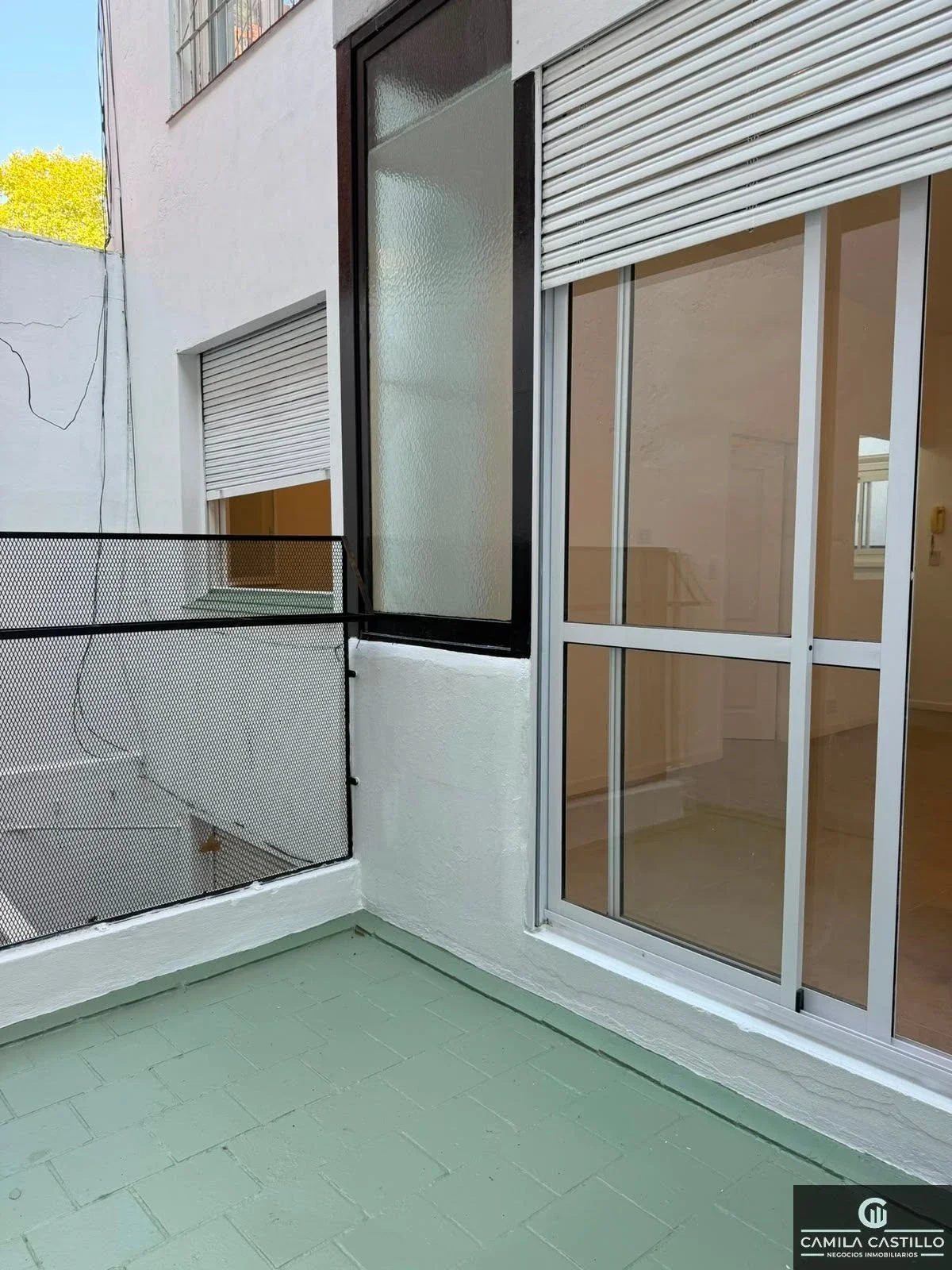 VENTA  DEPARTAMENTO 2 AMB RECICLADO A NUEVO EN ALMAGRO CON PATIO - Imagen 4