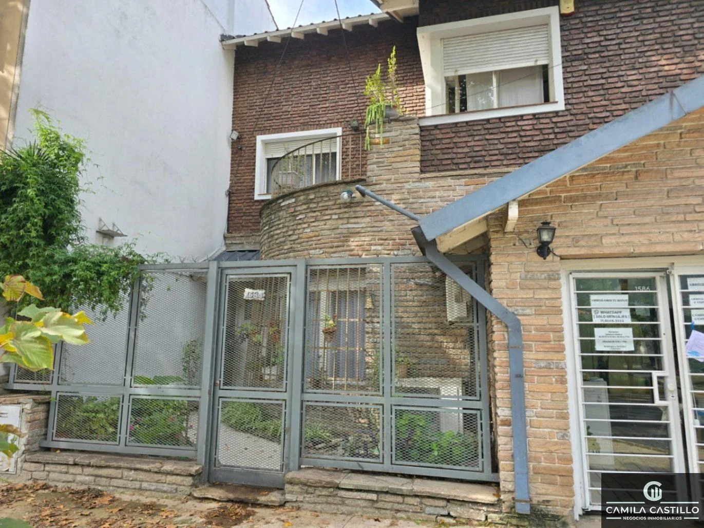 Chalet en venta c/ cochera en Florida - Imagen 2