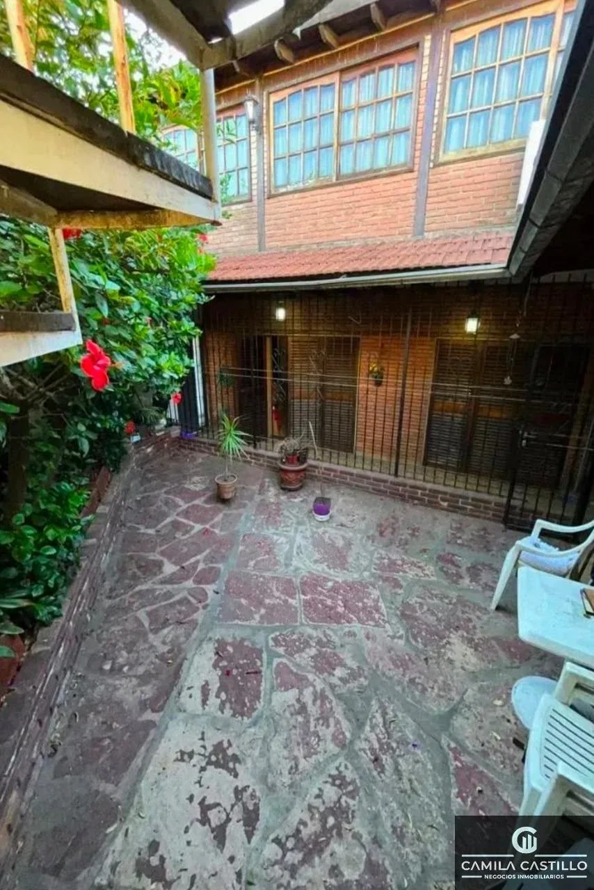 Venta casa 3 amb. con cochera, patio y terraza en Parque Avellaneda - Imagen 4