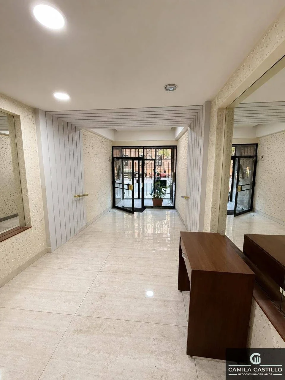 Departamento 4 ambientes en venta en San Cristóbal - Imagen 1