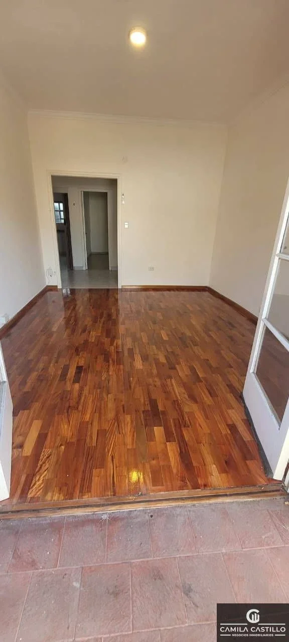 Departamento en venta en Parque Avellaneda 2 ambientes grandes con balcón - Imagen 5