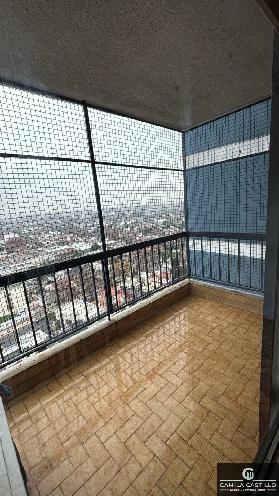Departamento en venta 4 ambientes c/ cochera en Versalles - Imagen 4