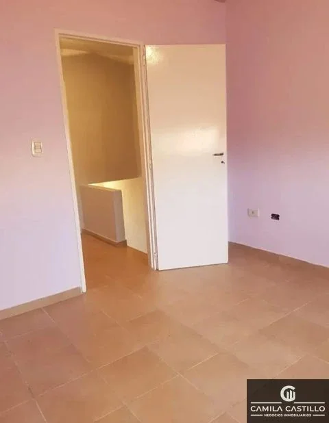 Dúplex en alquiler en Gregorio de Laferrere - Imagen 3