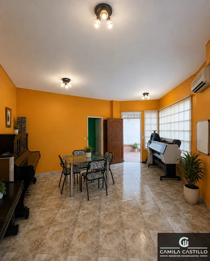 Casa en venta 5 ambientes c/ cochera en Villa Luro - Imagen 4