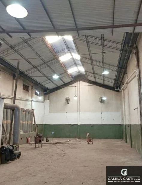 Galpón en alquiler de 270m2 ubicado en La Tablada - Imagen 1
