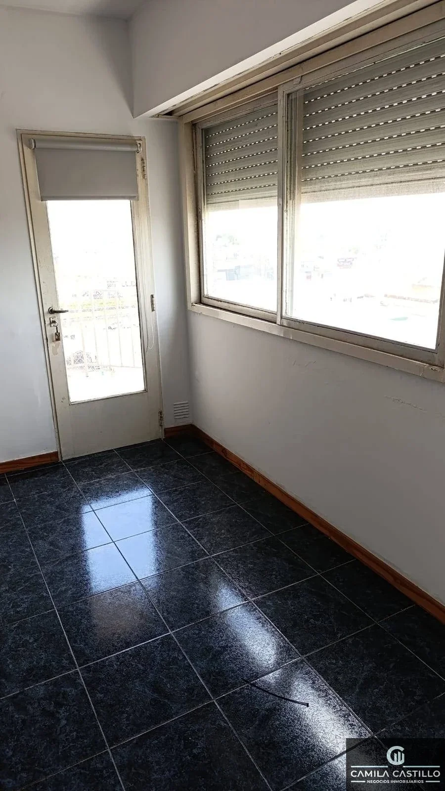 ALQUILER DEPARTAMENTO 2 AMBIENTES CON BALCON RAMOS MEJIA - Imagen 2