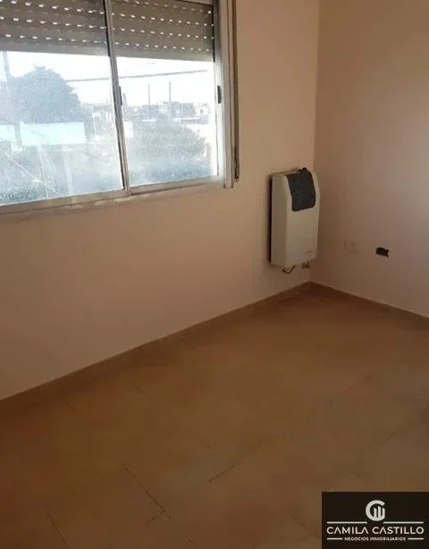 Dúplex en alquiler en Gregorio de Laferrere - Imagen 2