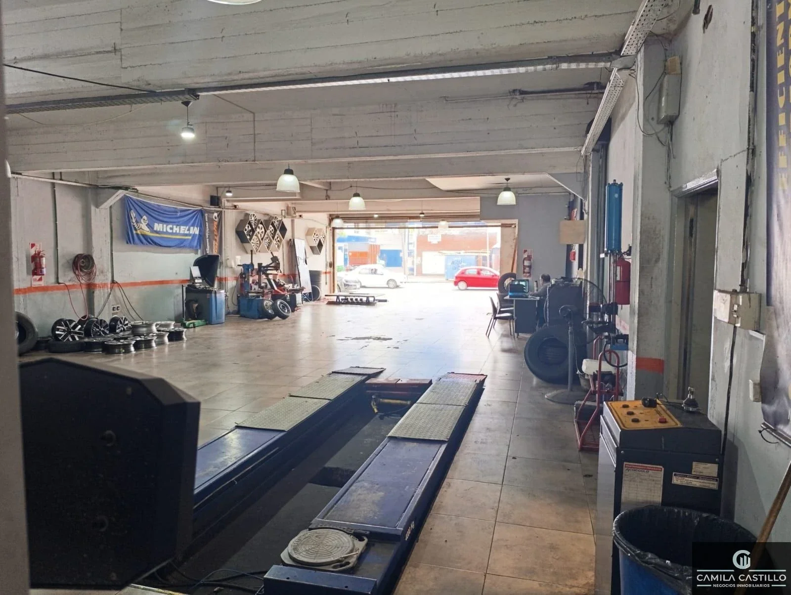 ALQUILER GALPON/LOCAL COMERCIAL 350M2 PLANTA BAJA AV GENERAL PAZ Y DIAZ VELEZ - Imagen 4