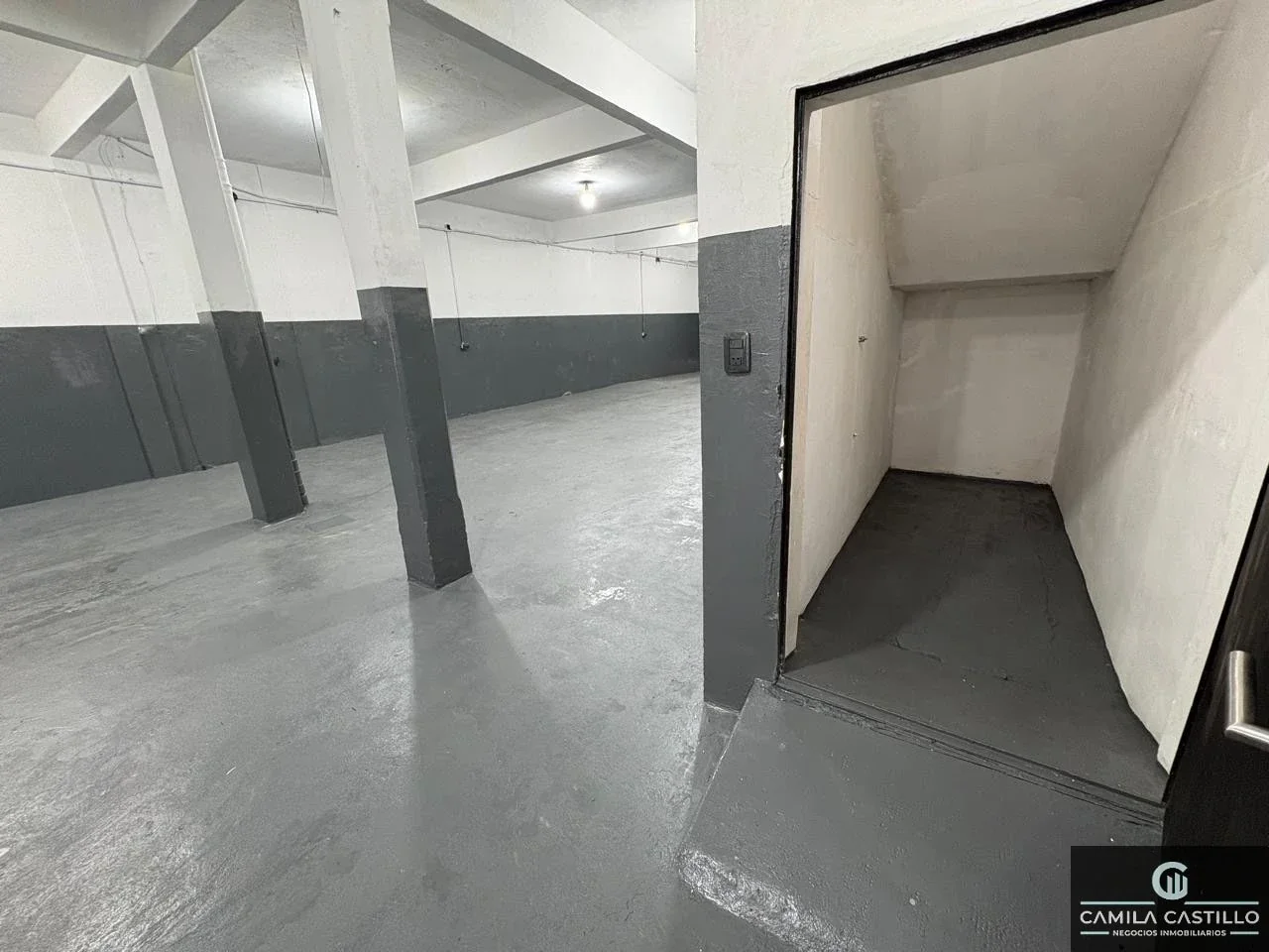 LOCAL COMERCIAL CON PATIO EN LINIERS - Imagen 5