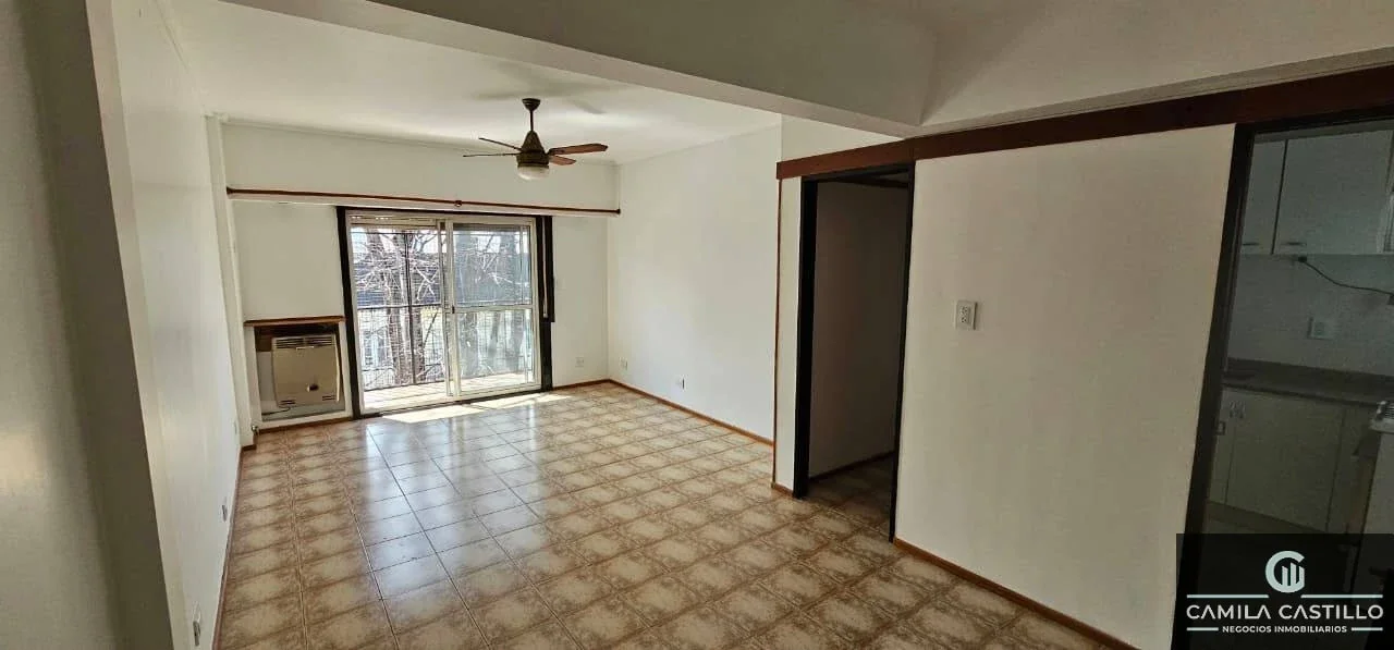 Departamento en alquiler en Flores - Imagen 2