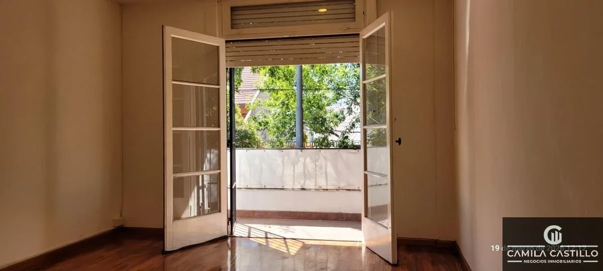 Departamento en venta en Parque Avellaneda 2 ambientes grandes con balcón - Imagen 3