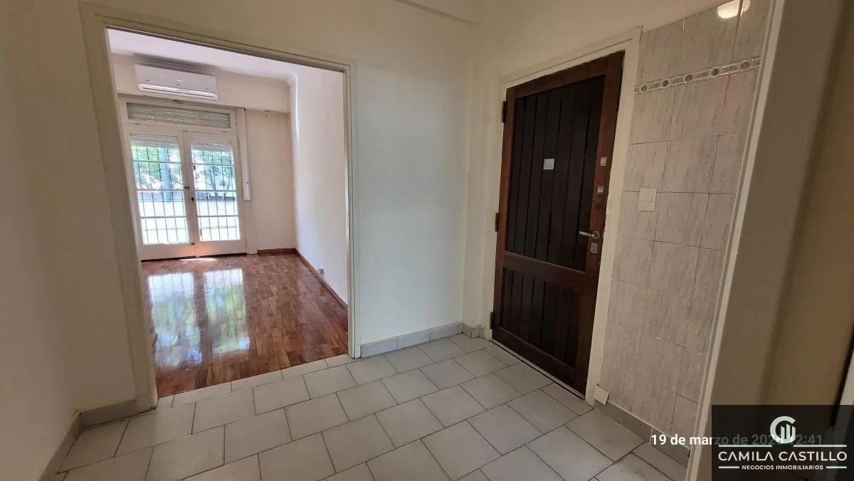 Departamento en venta en Parque Avellaneda 2 ambientes grandes con balcón - Imagen 1